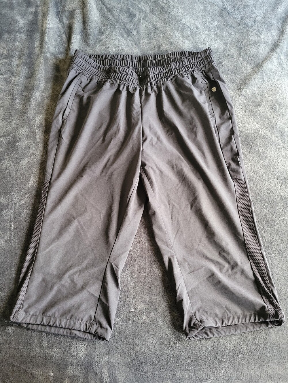 Livi Athletic Wide Leg Cropped Pants